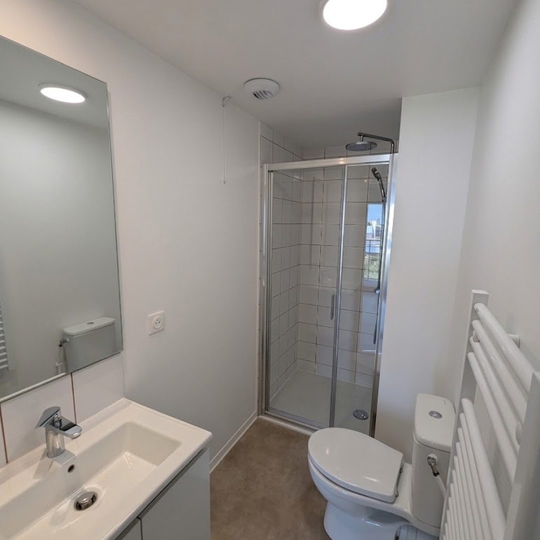 Nettoyage de finition — Douche